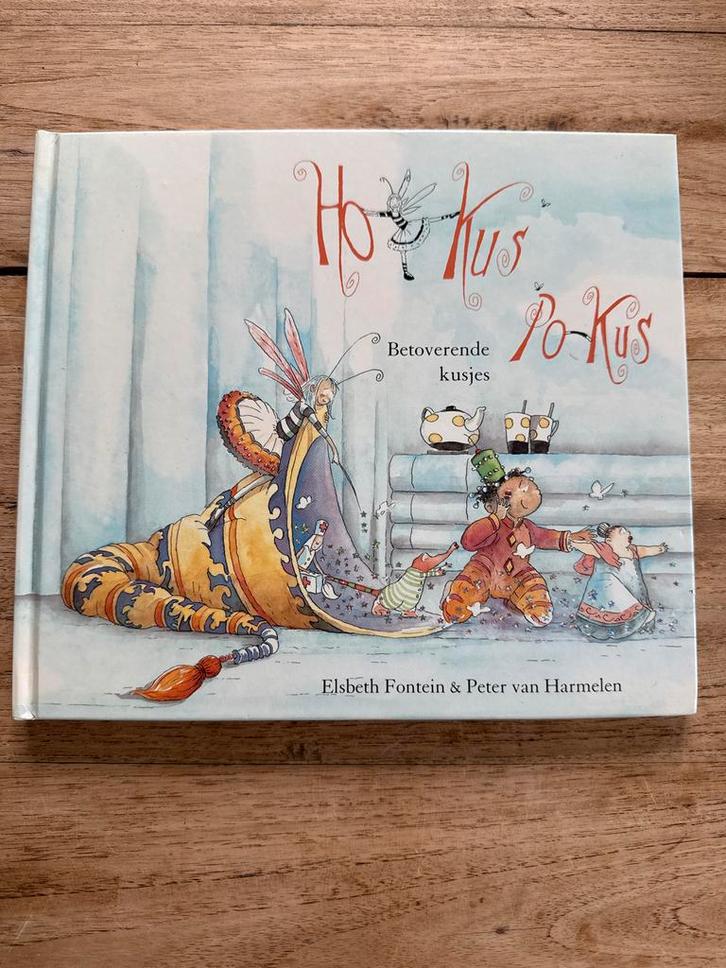 Ho-Kus Po-Kus - Betoverende Kusjes, Boeken, Kinderboeken | Jeugd | onder 10 jaar, Zo goed als nieuw, Sprookjes, Ophalen of Verzenden