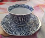 Antieke Louis Regout / Mosa kop en schotel van porselein, Antiek en Kunst, Antiek | Servies los, Ophalen of Verzenden