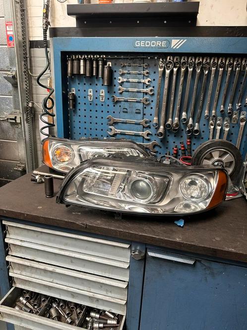 Volvo S60 Xenon Koplampen (2000–2009) 31111180 31111181, Auto-onderdelen, Verlichting, Ophalen of Verzenden