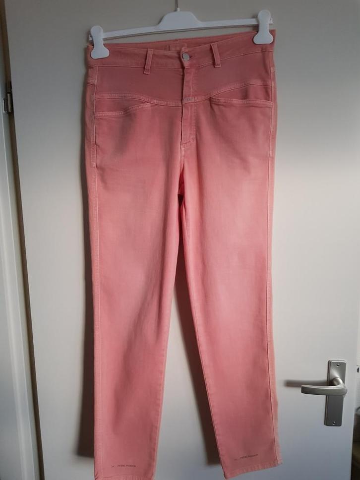 Closed Pedal Pusher zalm roze jeans, Kleding | Dames, Spijkerbroeken en Jeans, Zo goed als nieuw, W33 - W36 (confectie 42/44)