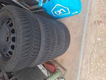 Auto banden golf 5 winterbanden  beschikbaar voor biedingen