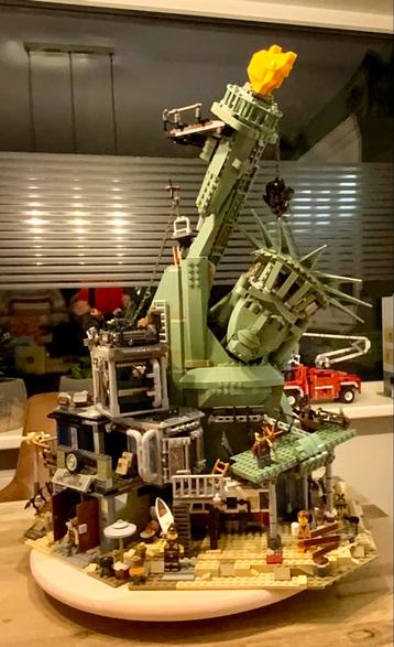 Apocalyps brug ( van de film LEGO MOVIE 2)LEPIN beschikbaar voor biedingen