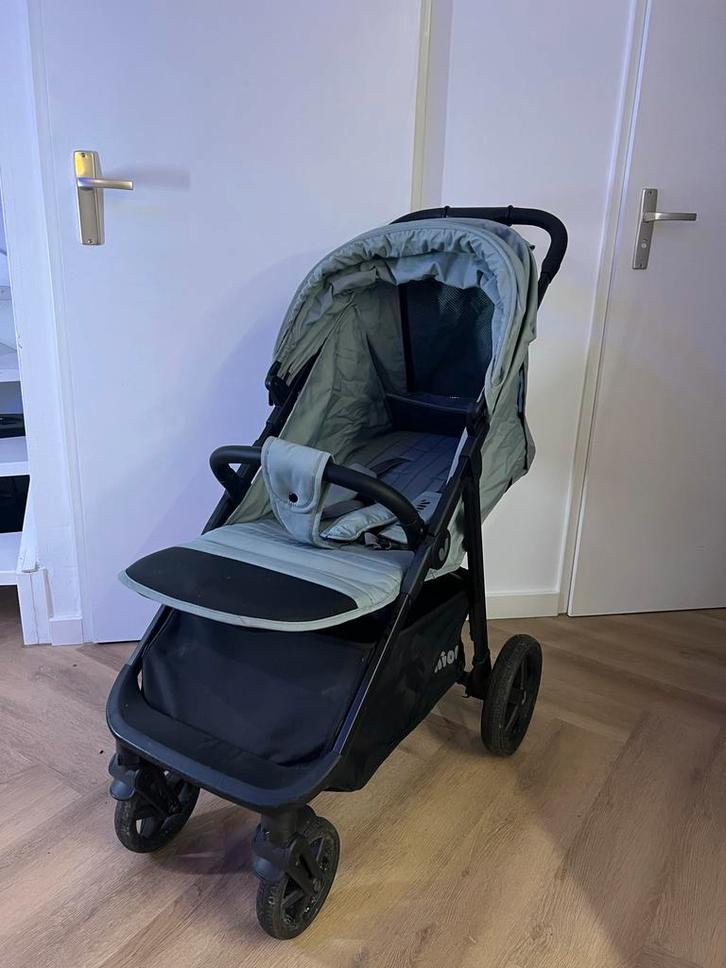 Grote kinderwagen JUNION, Kinderen en Baby's, Kinderwagens en Combinaties, Gebruikt, Kinderwagen, Overige merken, Verstelbare duwstang