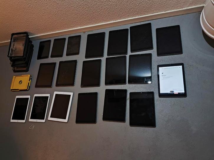 Partij 19x goedwerkende chrome/apple tablets (barst scherm), Computers en Software, Windows Tablets, 10 inch, 16 GB, Ophalen of Verzenden