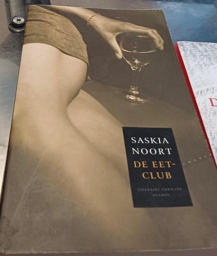 Saskia Noord: De Eetclub, De verbouwing en Nieuwe buren, Boeken, Avontuur en Actie, Gelezen, Ophalen of Verzenden