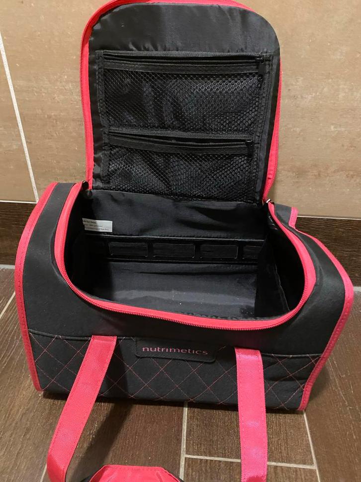 Nutrimetics Beautycase - Zwart/Roze, Sieraden, Tassen en Uiterlijk, Beautycases, Zo goed als nieuw, Softcase, Zwart, Met spiegeltje(s)