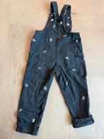 Zara tuinbroekje met bloemen - maat 110, Kinderen en Baby's, Kinderkleding | Overige, Ophalen of Verzenden, Zo goed als nieuw