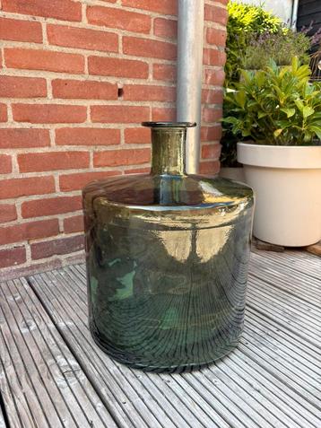 Mica vaas groot 45 cm hoog groen glas beschikbaar voor biedingen