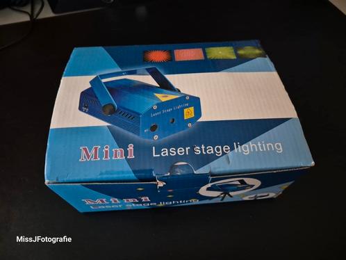Mini laser stage lighting, leuk voor op een feestje, Muziek en Instrumenten, Licht en Laser, Zo goed als nieuw, Laser, Geluidgestuurd
