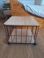 Houten Nachtkastje met Wieltjes, Huis en Inrichting, Slaapkamer | Nachtkastjes, Gebruikt, Minder dan 45 cm, Ophalen of Verzenden