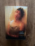 Camilla Läckberg - Oorlogskind, Ophalen of Verzenden, 2000 tot heden, Zo goed als nieuw, Overige formaten