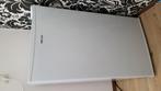 Tomado  TFT4702W, Ophalen, Minder dan 30 cm, Overige typen, Minder dan 60 cm