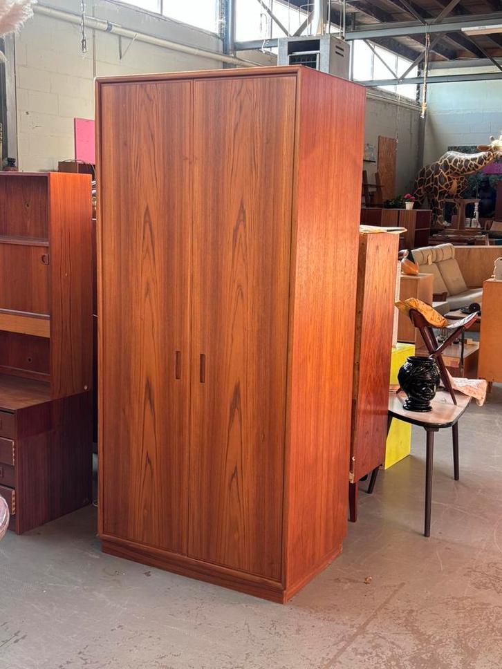 Vintage kleding kast teak, Huis en Inrichting, Kasten | Kledingkasten, Gebruikt, Minder dan 100 cm, 50 tot 100 cm, 25 tot 50 cm