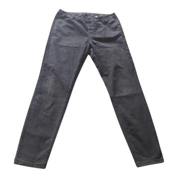 Stretchy jeans zwart 48 beschikbaar voor biedingen