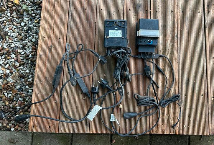 2x Voedingen voor Buitenverlichting/Lichtslang, Tuin en Terras, Buitenverlichting, Gebruikt, Overige typen, Kunststof, Minder dan 50 watt