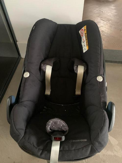 Maxi cosi Pebble en easybase, Kinderen en Baby's, Autostoeltjes, Zo goed als nieuw, Maxi-Cosi, 0 t/m 13 kg, Isofix, Ophalen