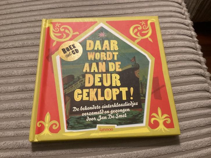 Sinterklaas boekje met cd,Daar wordt aan de deur geklopt., Diversen, Sinterklaas, Zo goed als nieuw, Ophalen of Verzenden