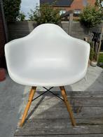 Eames DAW-replica wit, Huis en Inrichting, Stoelen, Kunststof, Gebruikt, Wit, Ophalen of Verzenden