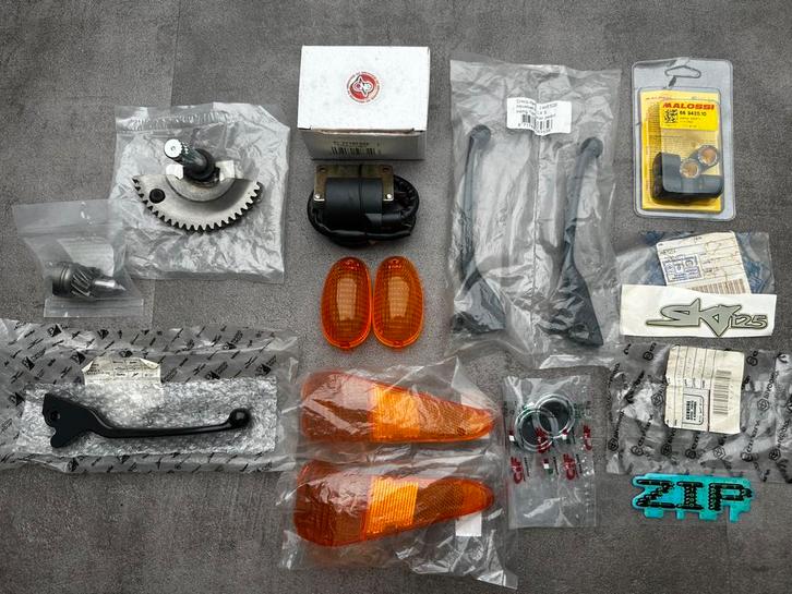 Gilera Runner 125cc 180cc Zip SKR onderdelen bobine inlaat, Fietsen en Brommers, Brommeronderdelen | Scooters, Nieuw, Piaggio