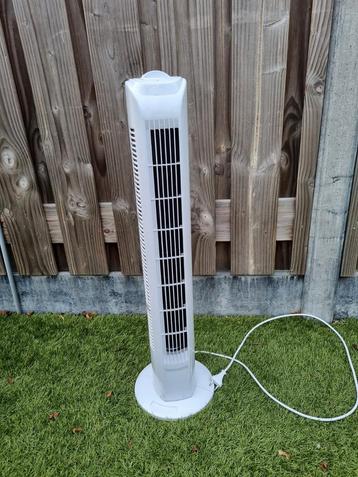 Witte Torenventilator  beschikbaar voor biedingen