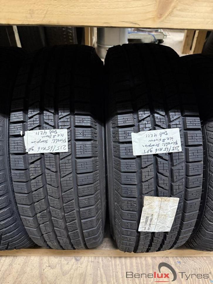 winter nieuw 215/65R16 Pirelli 215/65 R16 215/65/16 2156516, Auto-onderdelen, Banden en Velgen, Band(en), Winterbanden, 16 inch