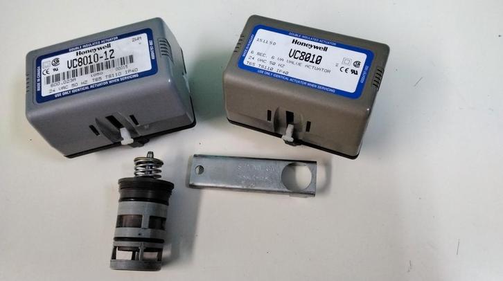 Honeywell motor (2x)+ cartridge Remeha Quinta, Doe-het-zelf en Verbouw, Verwarming en Radiatoren, Gebruikt, Cv-ketel of Combi-ketel