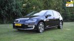 Volkswagen E-Golf Digitaal daschbord E-DITION, Auto's, Gebruikt, Zwart, 35 kWh, 230 km