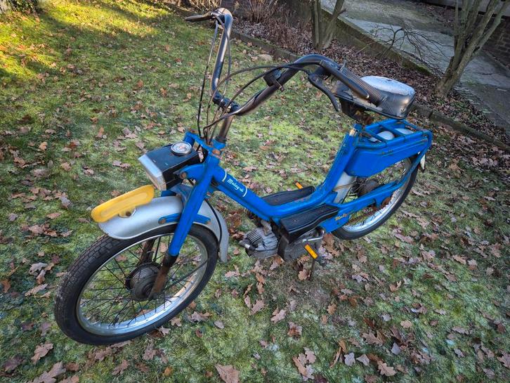 9 oldtimers schuuropruiming prijzen vanaf 250, Fietsen en Brommers, Brommers | Oldtimers, Overige merken, Ophalen