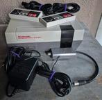 Nintendo 8 bit NES, Spelcomputers en Games, Spelcomputers | Nintendo NES, Ophalen of Verzenden, Gebruikt, Met 2 controllers