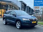 Skoda KAROQ 1.5 TSI ACT DSG-7 125 YEARS EDITION LED NAVI!, Auto's, Skoda, Stof, 4 cilinders, 150 pk, Blauw