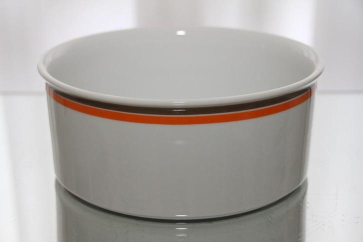 Thomas serviesdelen met bruin/oranje decor, Huis en Inrichting, Keuken | Servies, Zo goed als nieuw, Bord(en), Wedgwood, Aardewerk