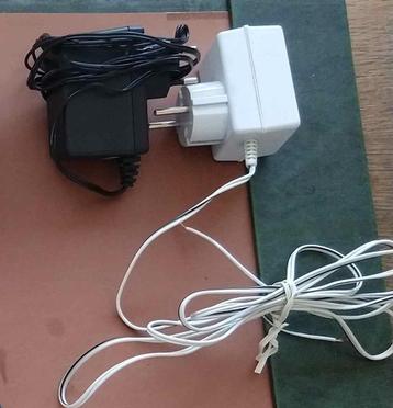 Omvormer + charger zonder eindstekker - hoeft niet in 1 koop beschikbaar voor biedingen