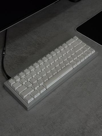 Mad 68he in aluminium case RGB beschikbaar voor biedingen