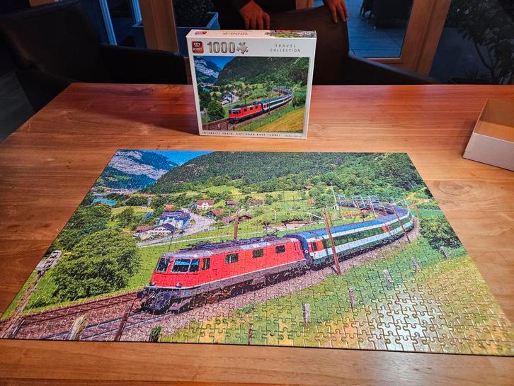 King Puzzel 1000 Stukjes - Trein, Hobby en Vrije tijd, Denksport en Puzzels, Zo goed als nieuw, Legpuzzel, 500 t/m 1500 stukjes