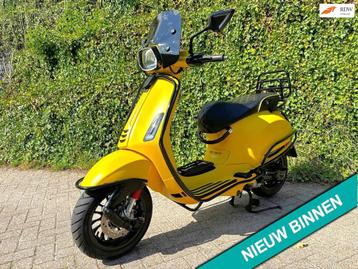 Vespa Sprint S 1416 km Custom 45km UNIEK BETAAL met in3 beschikbaar voor biedingen