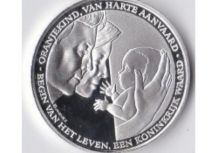Herdenkingspenning geboorte Prinses Amalia 2003., Postzegels en Munten, Munten | Nederland, Losse munt, Overige waardes, Koningin Beatrix