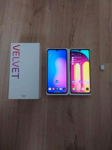 LG velvet 5G met dual screen case beschikbaar voor biedingen
