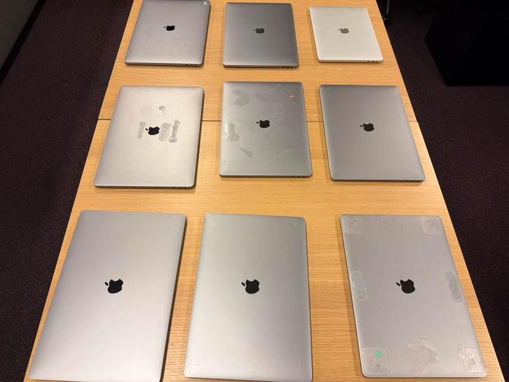 9x Apple MacBook Pro Touchbar Partij 15 16 Inch iCloud Lock, Computers en Software, Apple Macbooks, Niet werkend, MacBook Pro