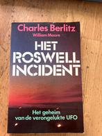 Het Roswell Incident - Berlitz & Moore, Boeken, Ophalen of Verzenden, Gelezen