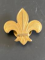 Knoopsgatspeld. Scouting Franse Lelie. Gemaakt bij C. Begeer, Ophalen of Verzenden, Zo goed als nieuw, Embleem, Speld of Insigne