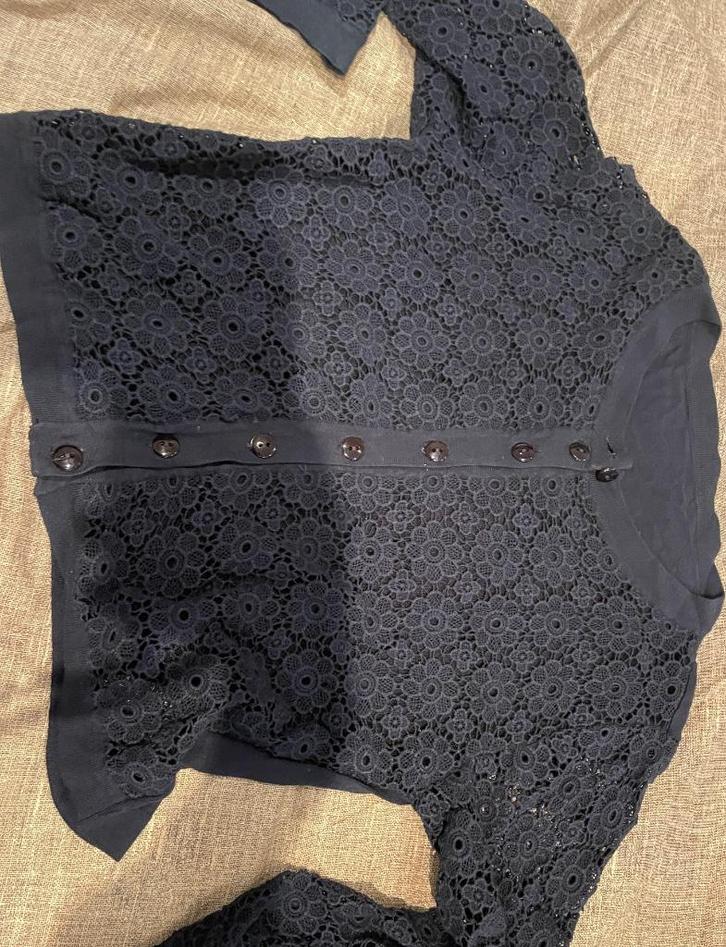 Miss fashion blauw vestje gehaakte bloemetjes maat S zgan, Kleding | Dames, Truien en Vesten, Zo goed als nieuw, Maat 36 (S), Blauw