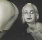 Erwin Olaf - Postkaarten set ( 33 verschillende fotokaarten), Boeken, Ophalen of Verzenden, Fotografen