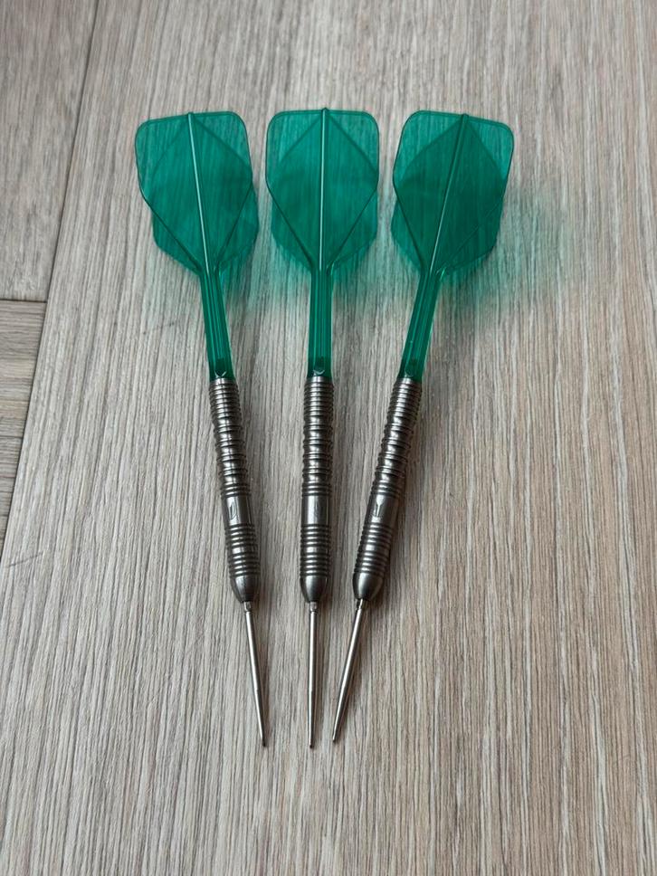 Target Hydro 01 - Swiss Point 24 gram, Sport en Fitness, Darts, Zo goed als nieuw, Pijlen, Ophalen of Verzenden