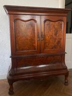 Antiek dressoir, servieskast, tv kast, wortelnoten, Ophalen