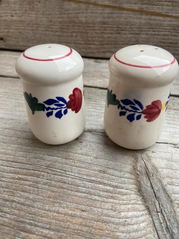 Boerenbont zout- en peper strooier beschikbaar voor biedingen