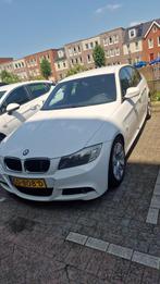 BMW 3-Serie 2.0 I 318 2010 Wit, Auto's, Euro 5, Achterwielaandrijving, Wit, 14 km/l