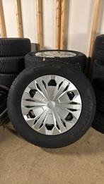 Originele set Audi Q3 2022 winter wielen 17 inch velgen, Banden en Velgen, 17 inch, Personenwagen, Gebruikt