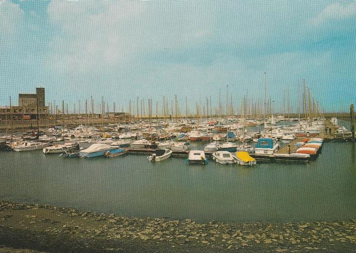 BRESKENS Jachthaven, Verzamelen, Ansichtkaarten | Nederland, Gelopen, Zeeland, 1980 tot heden, Verzenden