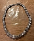 Glitter ketting in goede staat, alle steentjes zijn aanwezig, Ophalen of Verzenden, Zo goed als nieuw, Zilver, Overige materialen
