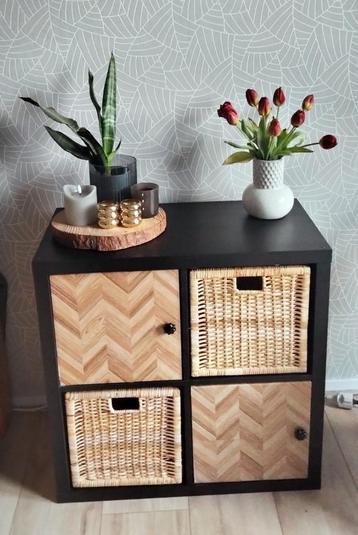 Kallax 2x2 donkerbruin/zwart beschikbaar voor biedingen